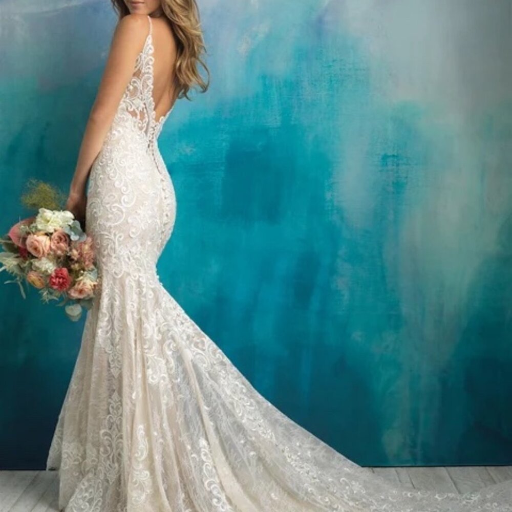 Allure Bridal Gown Style 9501 - Picture 2 of 14